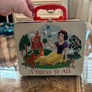 Disney Snow White Lunchbox with Red Handle